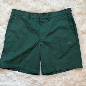 Nike Men’s Green Chino Shorts Size 40 Standard Fit Above Knee NWT
